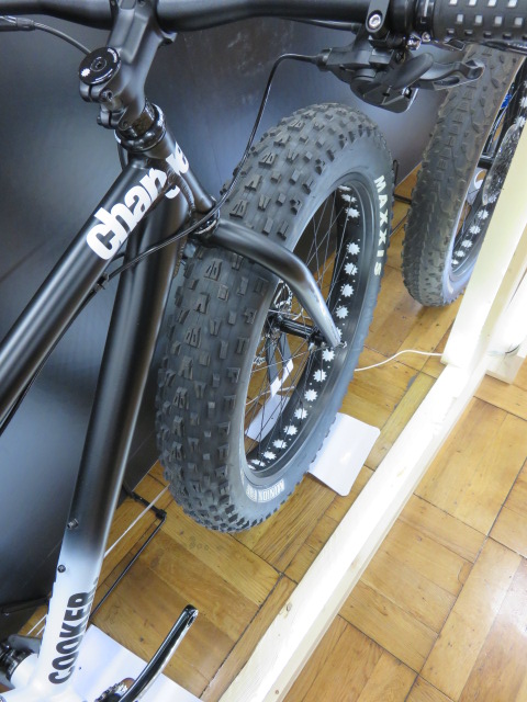 COOKER Maxi1 フロントタイヤ