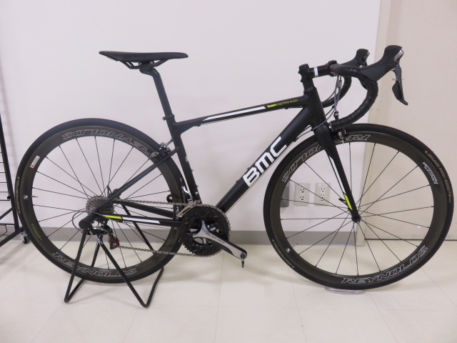 absolute BLACK sample