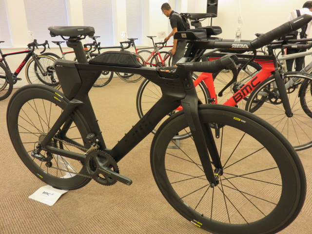  803 Timemachine 01 THREE