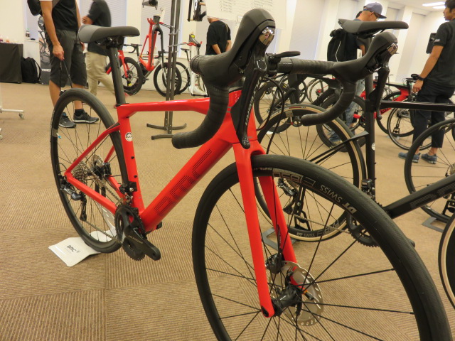  839 Roadmachine 02 TWO